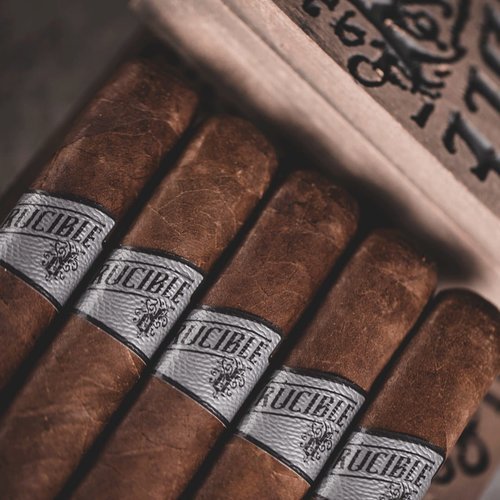 Zigarren der Serie Diesel Crucible