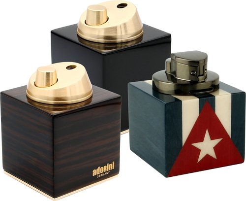 Zigarrenzubehör der Serie Adorini Tischfeuerzeuge