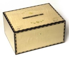 Zigarrenzubehör Humidor  Elie Bleu für 300 Zigarren mit einer Sykomore Maserung in natur