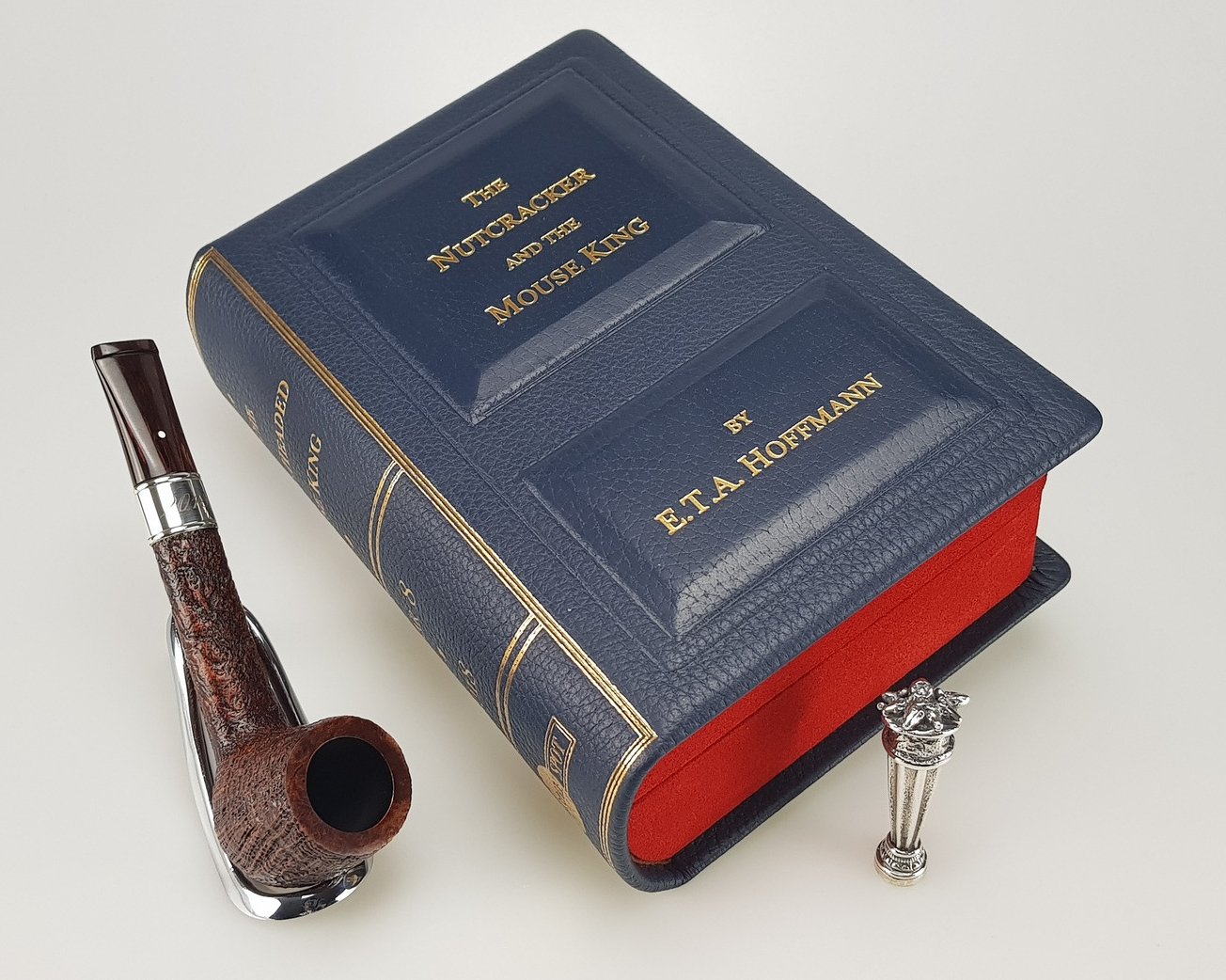 Dunhill Christmas Pipe 2018 The Seven-Headed Mouse King Detailbild 7