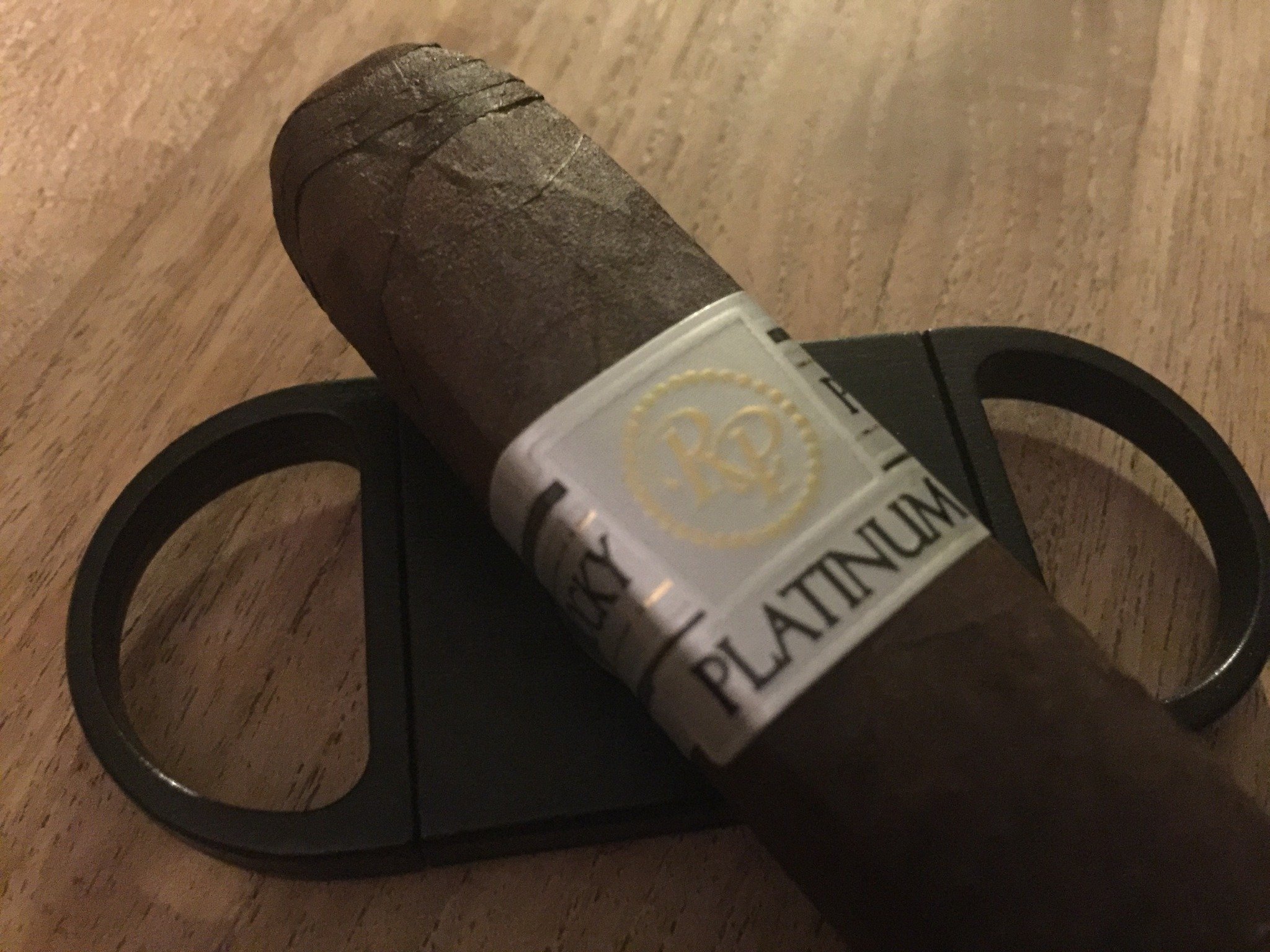 Rocky Patel Platinum Toro Tasting