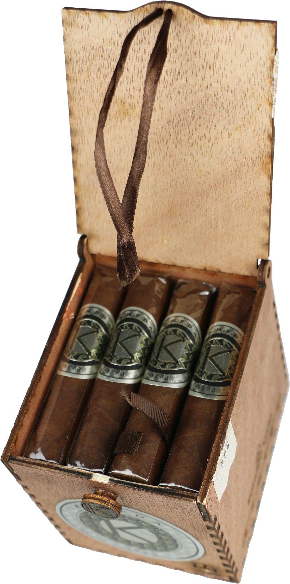 Kaneda Robusto Korto Kiste offen