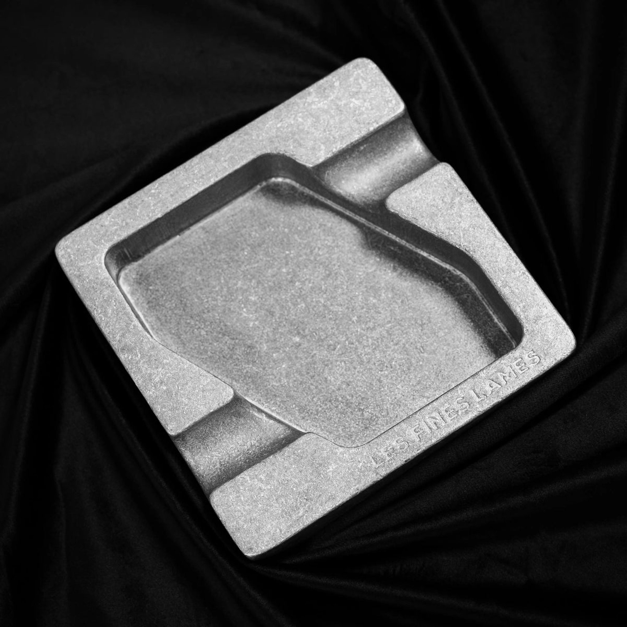 Dyad Raw Aluminium 03