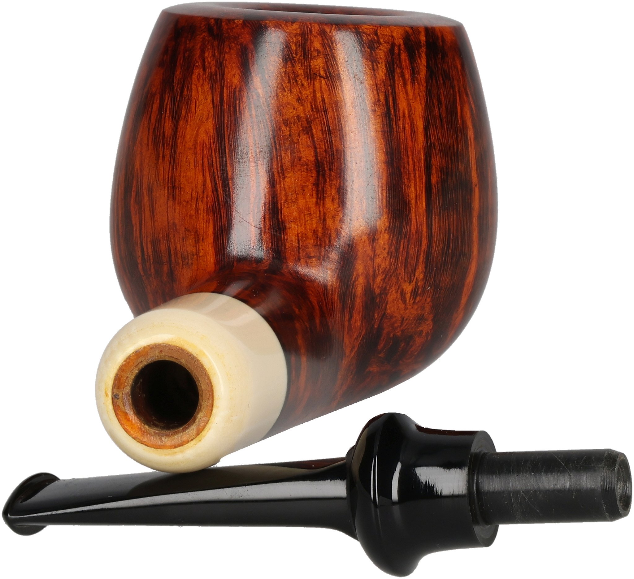 Former Pfeifen No. 15 Apple_06