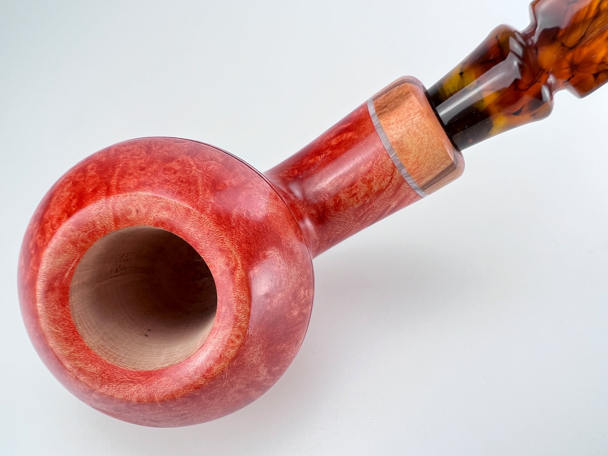 Volkan pipe by Alberto Paronelli Grade 6 (interne Nr. 20)