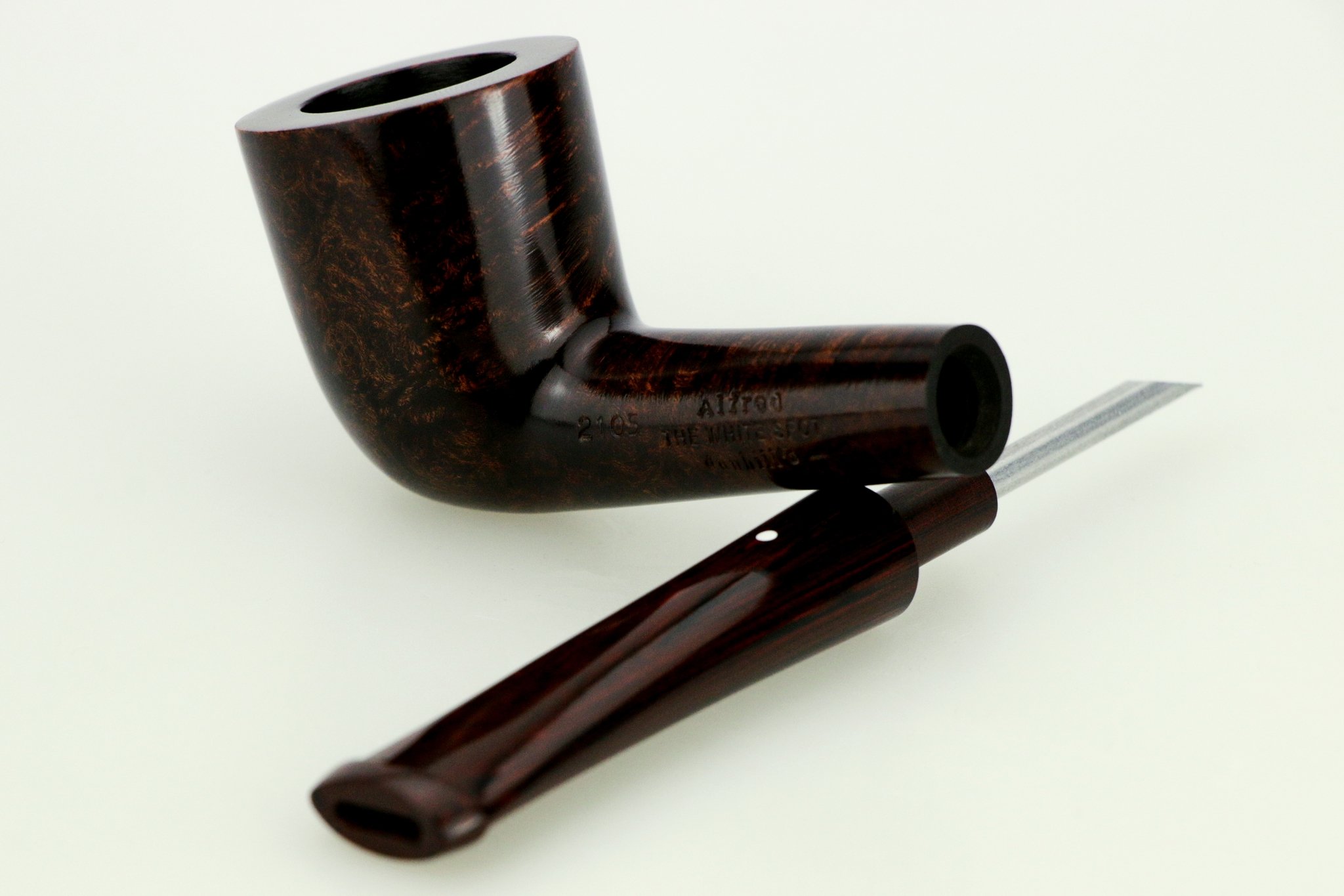 Dunhill_Chestnut_No_2105_Dublin_05