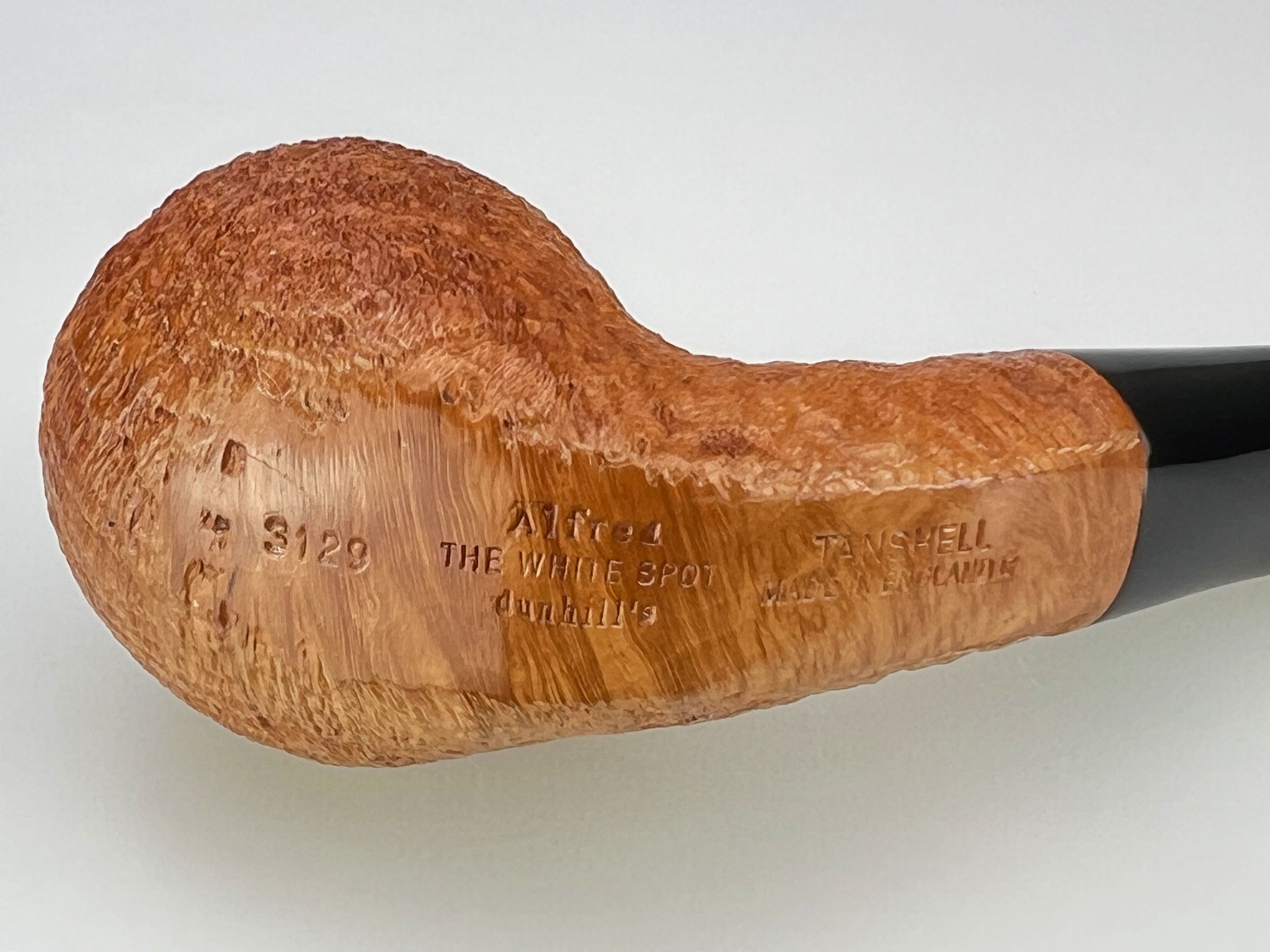 Tanshell No. 3129 Squat Bent Detailbild 2