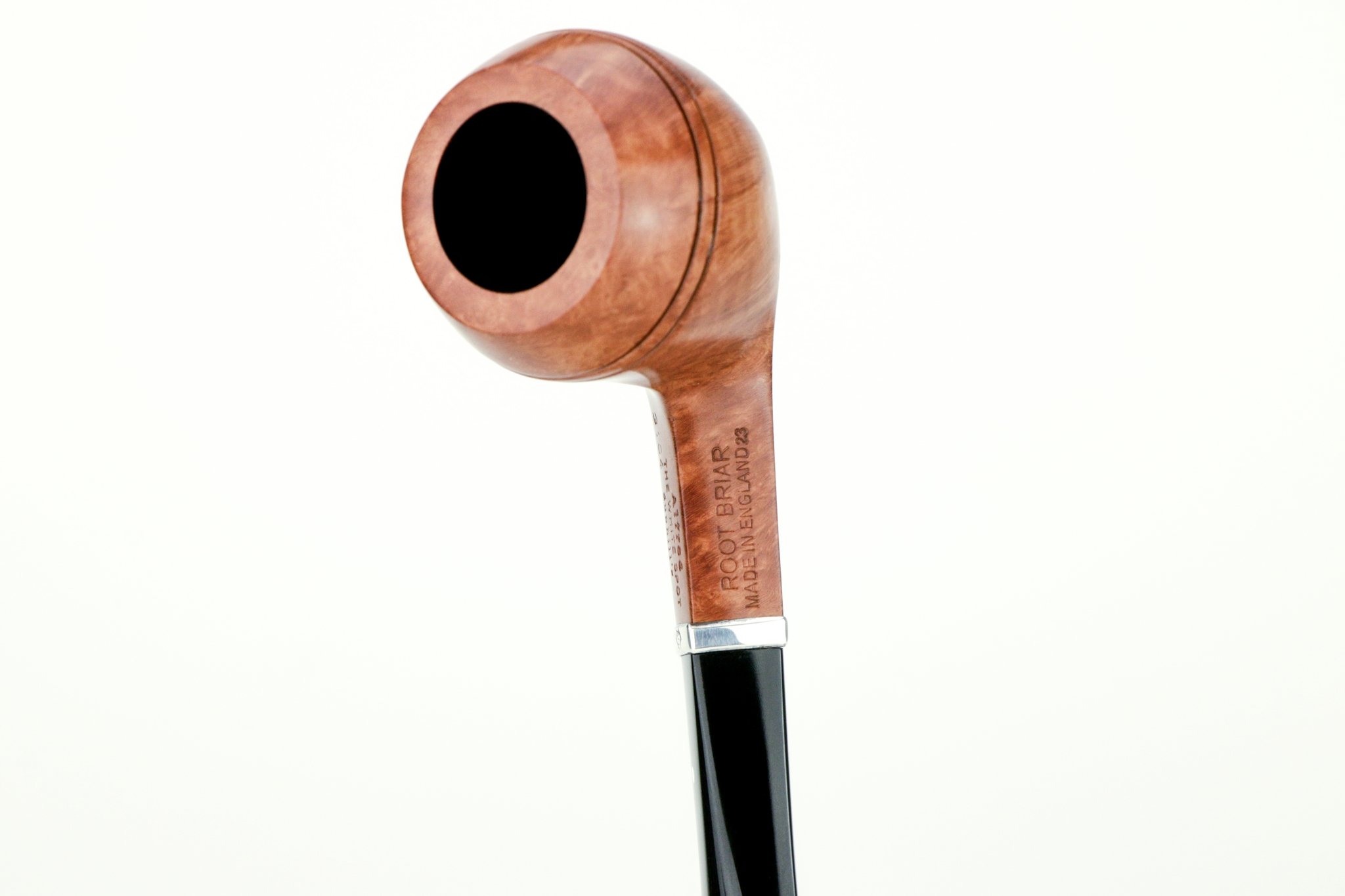Dunhill_Root_Briar_No_3104_Bulldog_04