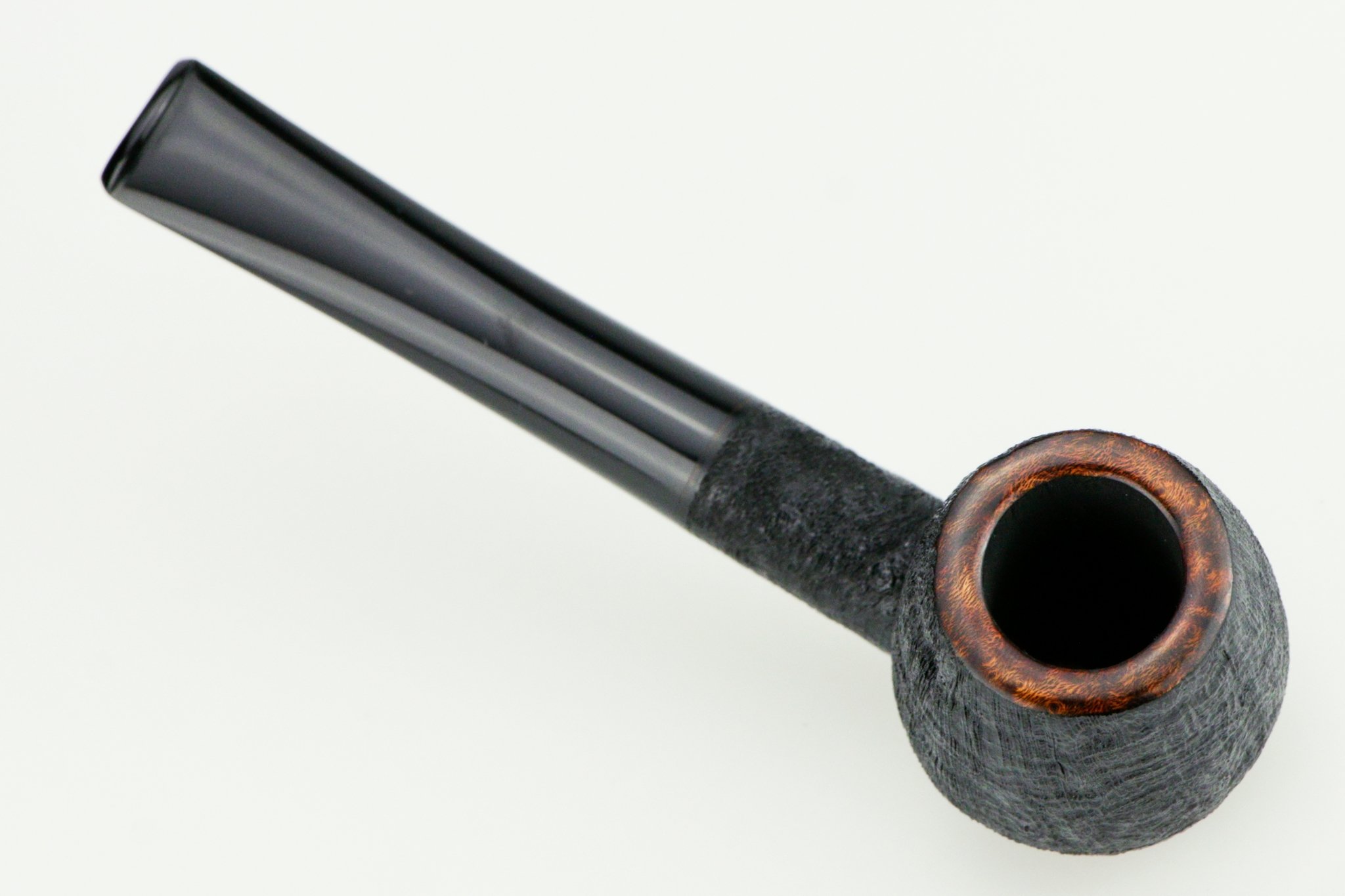 Sabina_Pipes_Sandblasted_Billiard_03