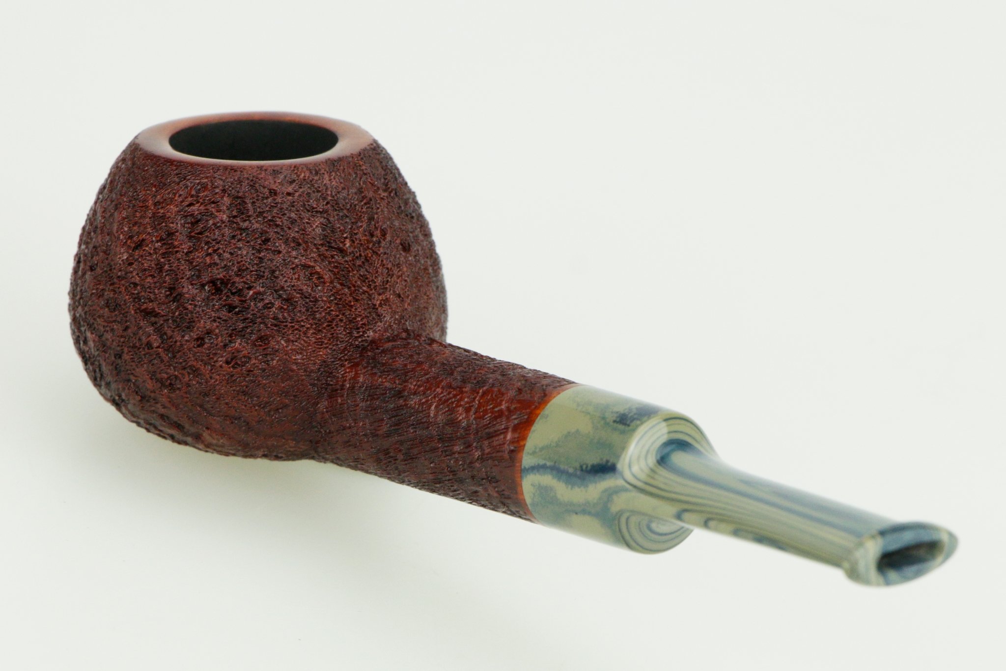 Sabina_Pipes_Sandblasted_Apple_02
