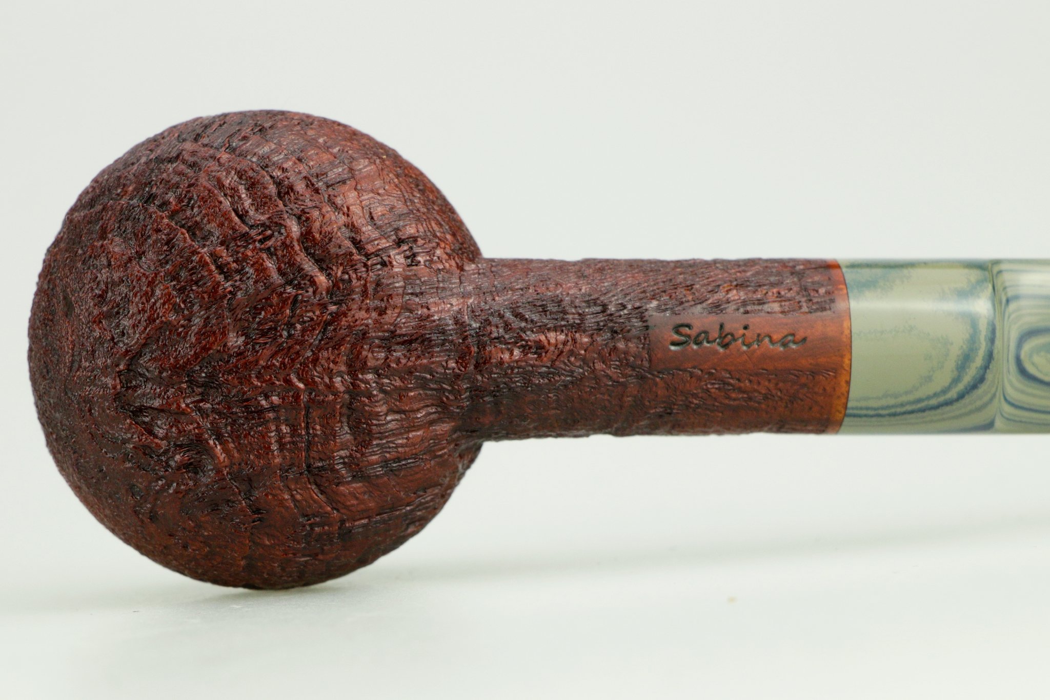 Sabina_Pipes_Sandblasted_Apple_04