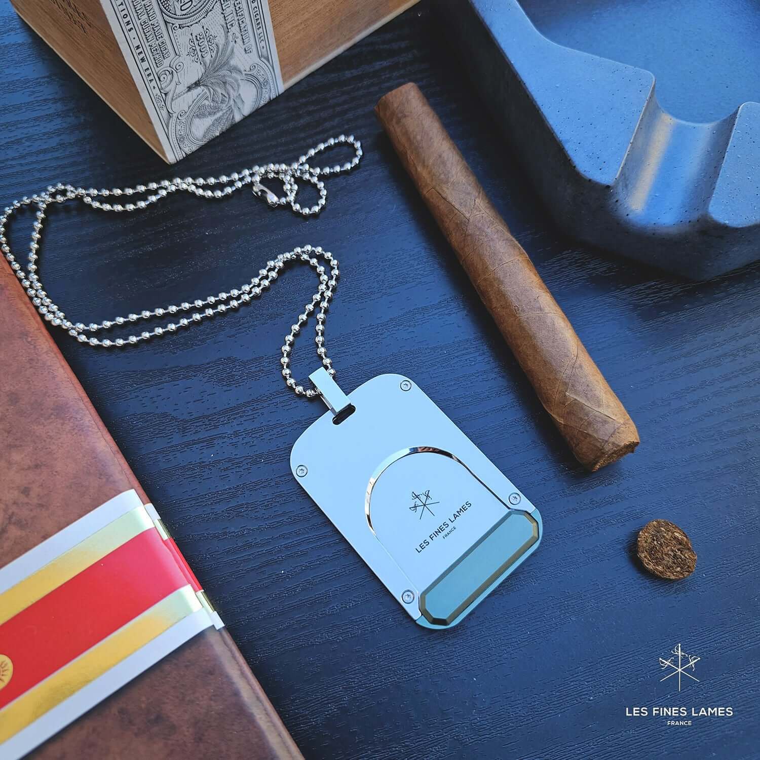 Les Fines Lames Le Tag (Cutter mit Kette) Grün (16981)_03