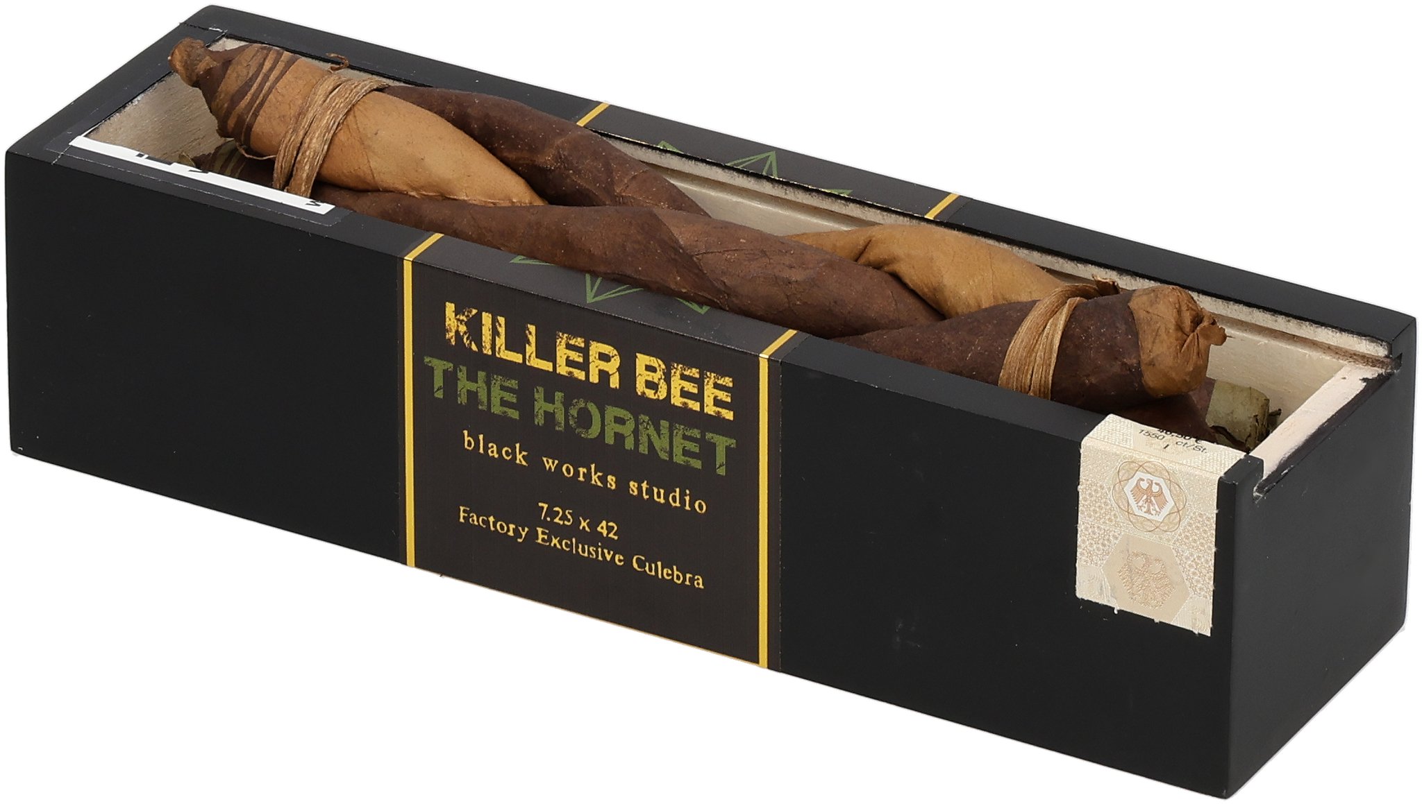 The Hornet Culebra box open