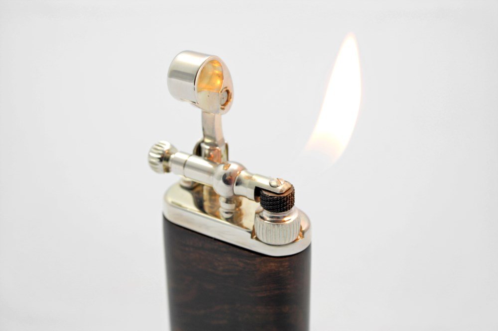 Corona Old Boy Classic (64-4005) Verchromtes Messing/ brauner Bruyeremantel Flamme