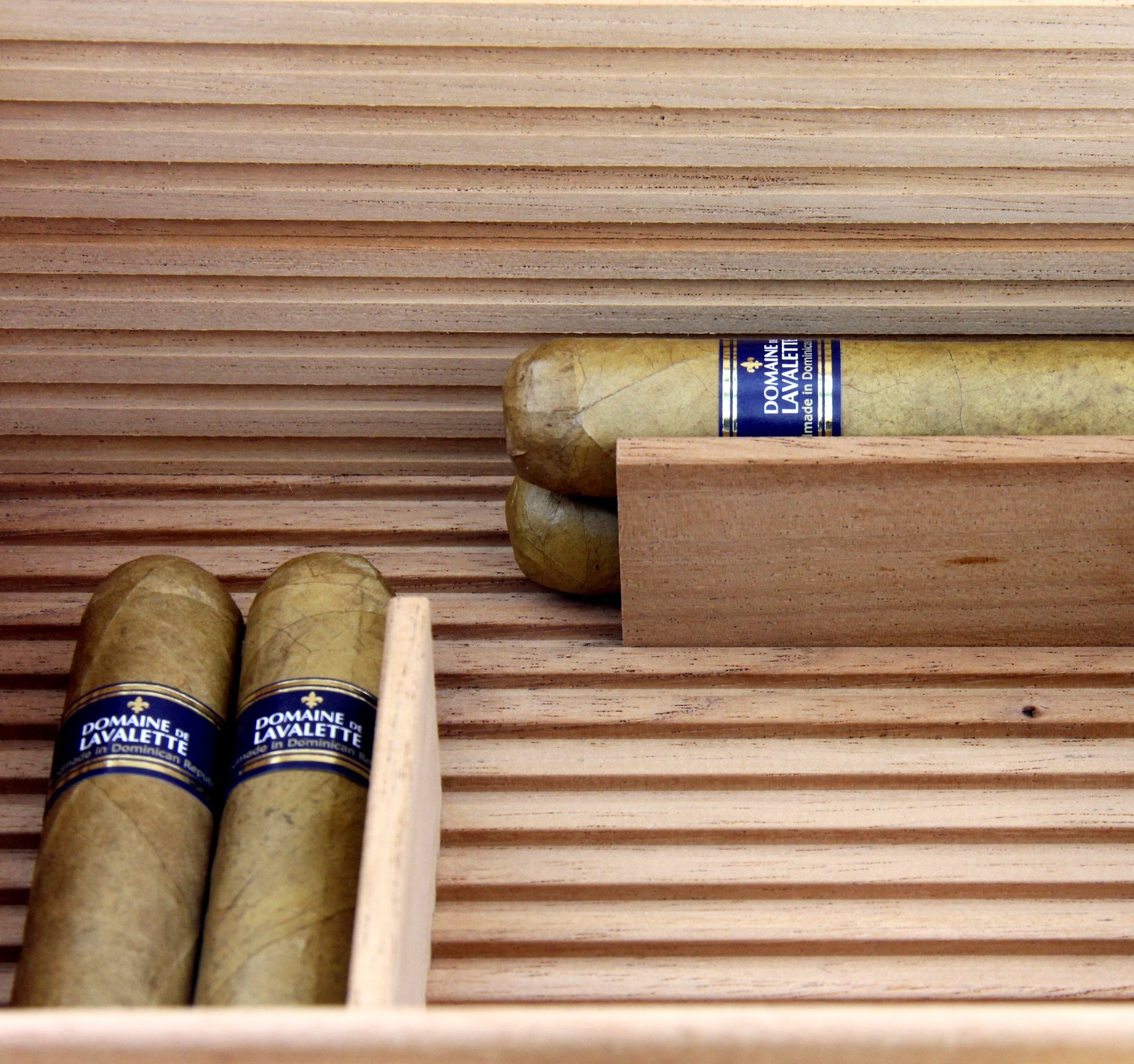 Adorini Humidorzubehör Divider Vertikal (schmal/gezackt/klein) für Trays 4565 Detailbild 1